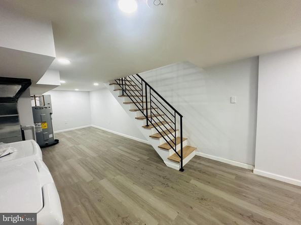 631 Cross Street, Philadelphia PA 19147
