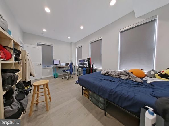 730 N 16TH Street, Philadelphia PA 19130