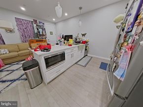 730 N 16TH Street, Philadelphia PA 19130
