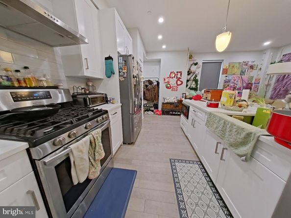 730 N 16TH Street, Philadelphia PA 19130