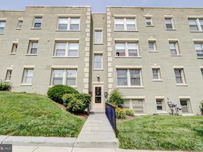 4420 1st Place NE 12, Washington DC 20011