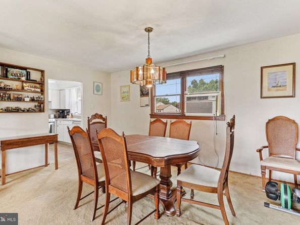 694 Davisville Road, Warminster PA 18974