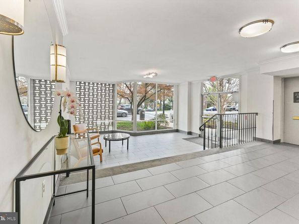 2800 Wisconsin Avenue NW 304, Washington DC 20007