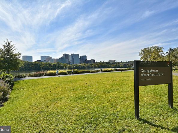 2800 Wisconsin Avenue NW 304, Washington DC 20007