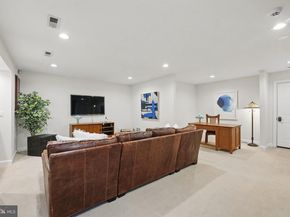 2119 21st Road N, Arlington VA 22201