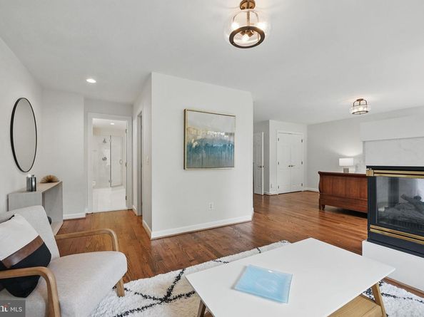 2119 21st Road N, Arlington VA 22201