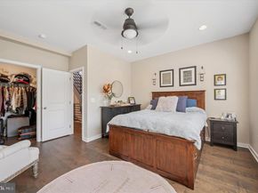 446 Kingsley Street, Philadelphia PA 19128