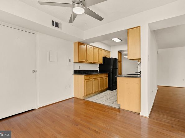 4500 S Four Mile Run Drive 304, Arlington VA 22204