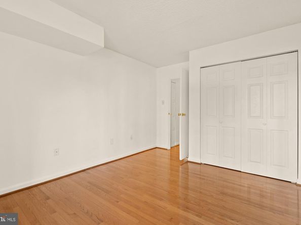 4500 S Four Mile Run Drive 304, Arlington VA 22204