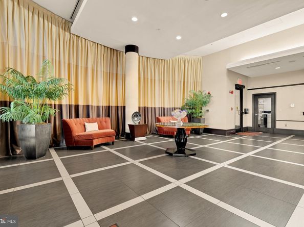 4500 S Four Mile Run Drive 304, Arlington VA 22204