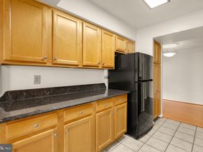 4500 S Four Mile Run Drive 304, Arlington VA 22204
