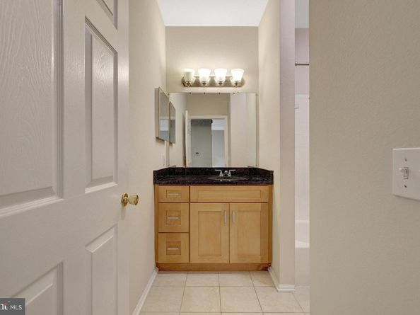 1580 Spring Gate Drive 4111, Mclean VA 22102