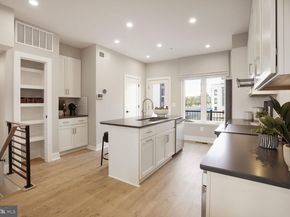 61 Lower Service Court NW THE BEND 863, Washington DC 20001