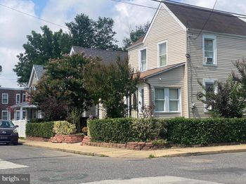 7412 Cedar Lane