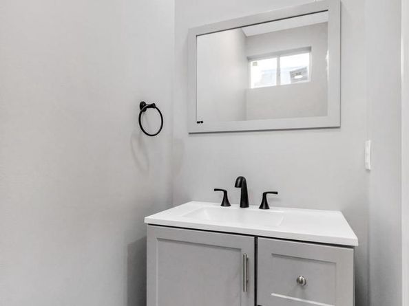 3535 N 24TH Street, Philadelphia PA 19140