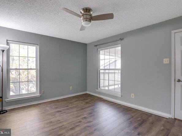 1543 Lincoln Way 301B, Mclean VA 22102