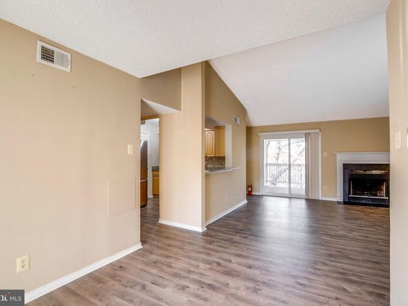 1543 Lincoln Way 301B, Mclean VA 22102