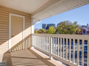 1543 Lincoln Way 301B, Mclean VA 22102