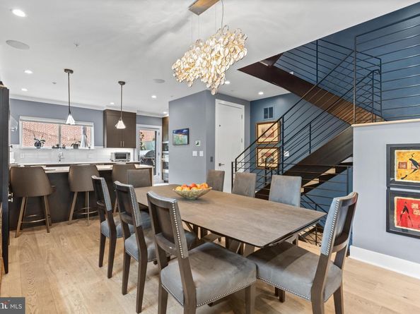 2147 Lombard Street, Philadelphia PA 19146