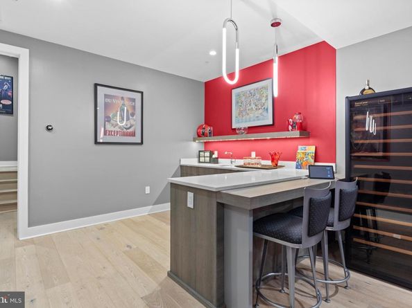 2147 Lombard Street, Philadelphia PA 19146