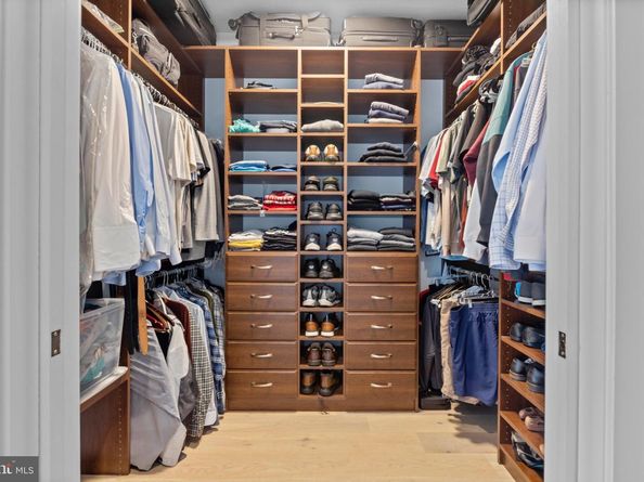 2147 Lombard Street, Philadelphia PA 19146