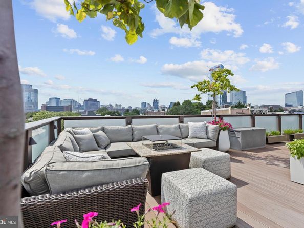 2147 Lombard Street, Philadelphia PA 19146