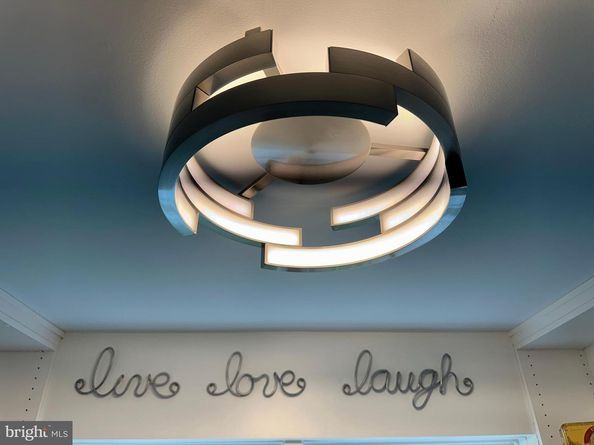 2147 Lombard Street, Philadelphia PA 19146