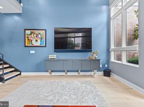 2147 Lombard Street, Philadelphia PA 19146