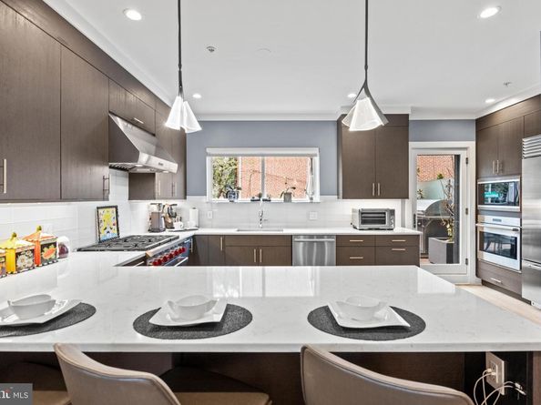 2147 Lombard Street, Philadelphia PA 19146