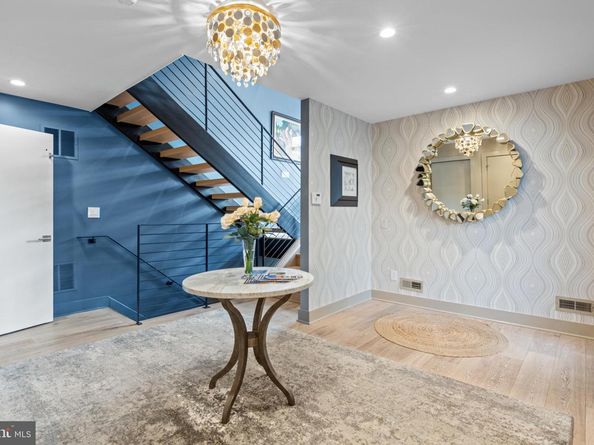 2147 Lombard Street, Philadelphia PA 19146