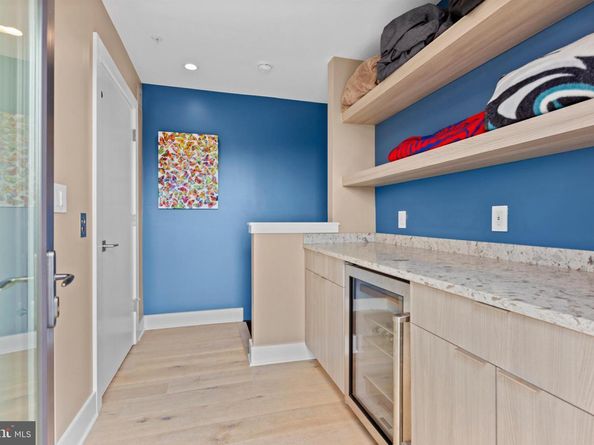 2147 Lombard Street, Philadelphia PA 19146