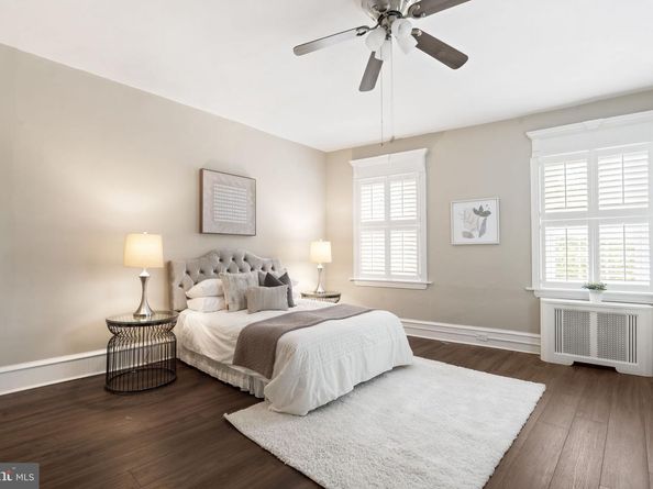 858 S Front Street, Philadelphia PA 19147