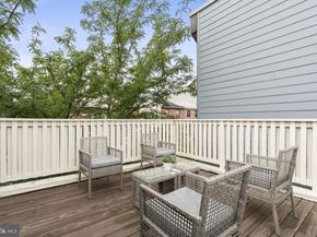 858 S Front Street, Philadelphia PA 19147