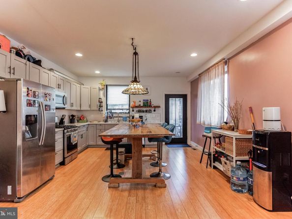 801 N 16TH Street 1, Philadelphia PA 19130