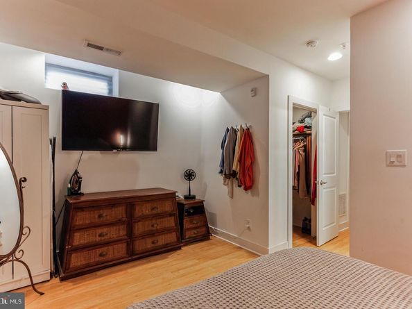 801 N 16TH Street 1, Philadelphia PA 19130