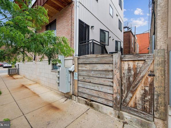 801 N 16TH Street 1, Philadelphia PA 19130