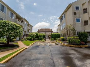 48 Bonnie Gellman Court B48, Philadelphia PA 19114