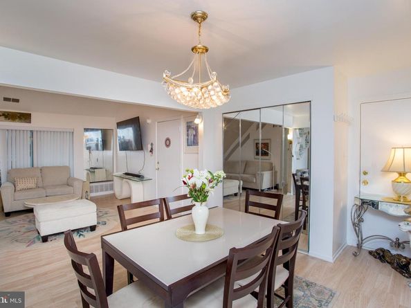 48 Bonnie Gellman Court B48, Philadelphia PA 19114