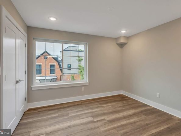 1947 N 33rd Street, Philadelphia PA 19121