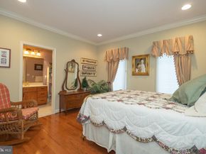 52 Woodside Lane, New Hope PA 18938