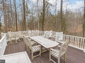52 Woodside Lane, New Hope PA 18938