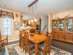 52 Woodside Lane, New Hope PA 18938