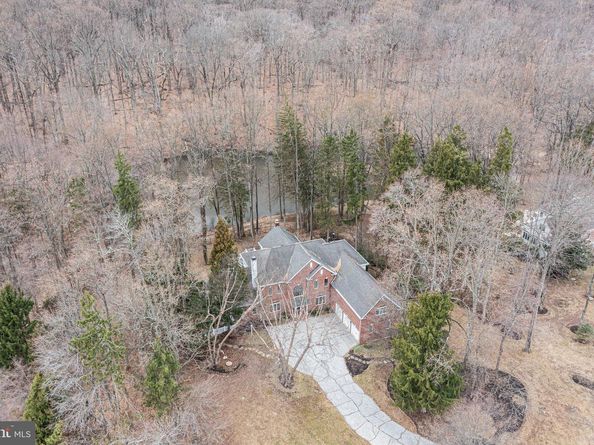 52 Woodside Lane, New Hope PA 18938