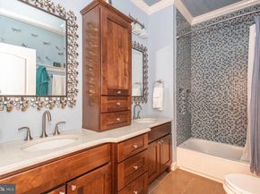 52 Woodside Lane, New Hope PA 18938