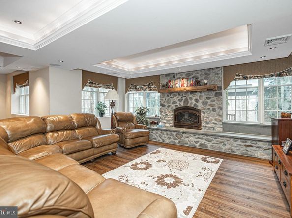 52 Woodside Lane, New Hope PA 18938