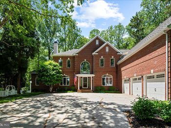 52 Woodside Lane