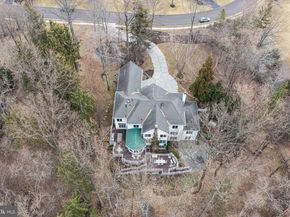 52 Woodside Lane, New Hope PA 18938