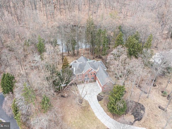 52 Woodside Lane, New Hope PA 18938