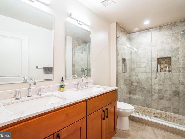 5664 Gainor Road, Philadelphia PA 19131