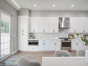 2616 S 18TH Street 13, Philadelphia PA 19145